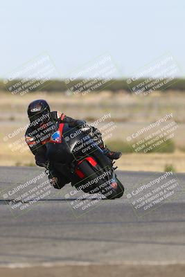 media/Oct-13-2025-Lets Ride (Mon) [[1a1cd08581]]/B Group/1020am (Sweeper)/